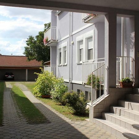 Appartement Berni Strebersdorf エクステリア 写真