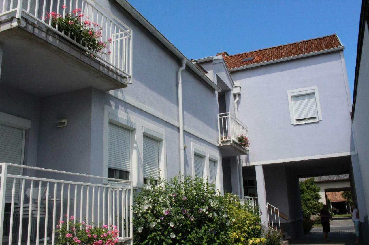 Appartement Berni Strebersdorf エクステリア 写真